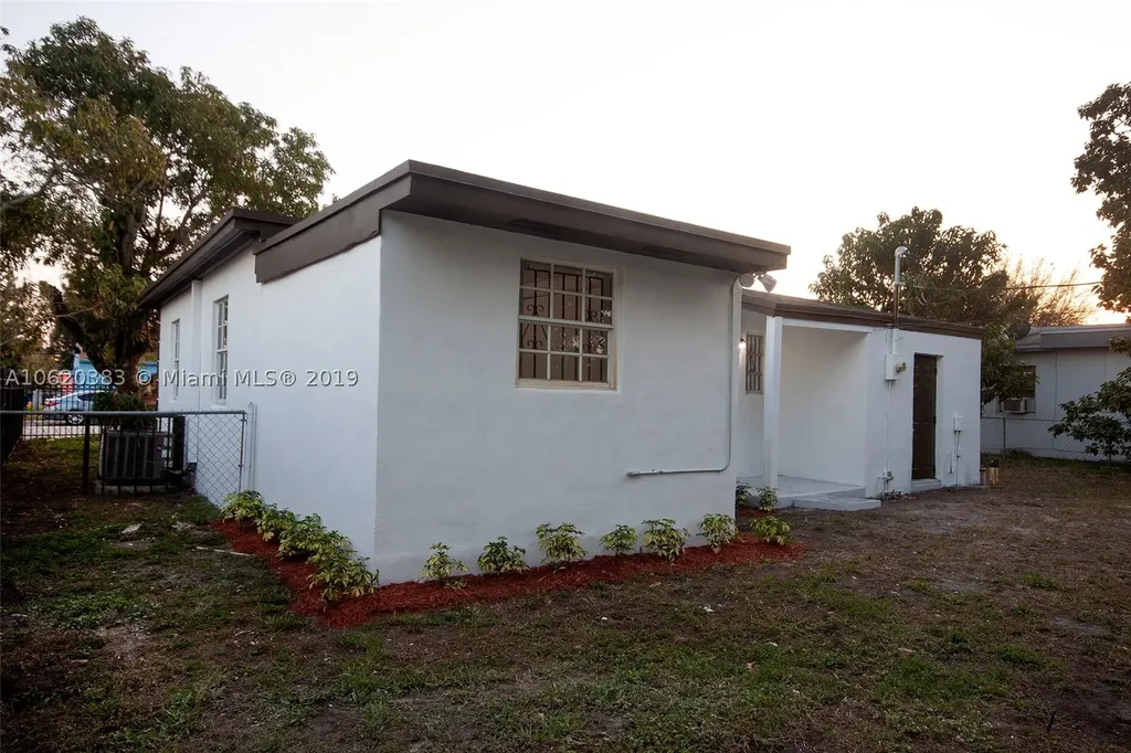1265 NW 86th Street Miami FL 33147