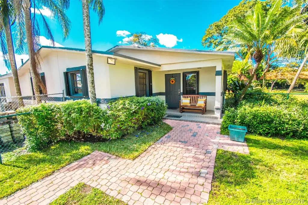 18420 SW 204th Street Miami FL 33187