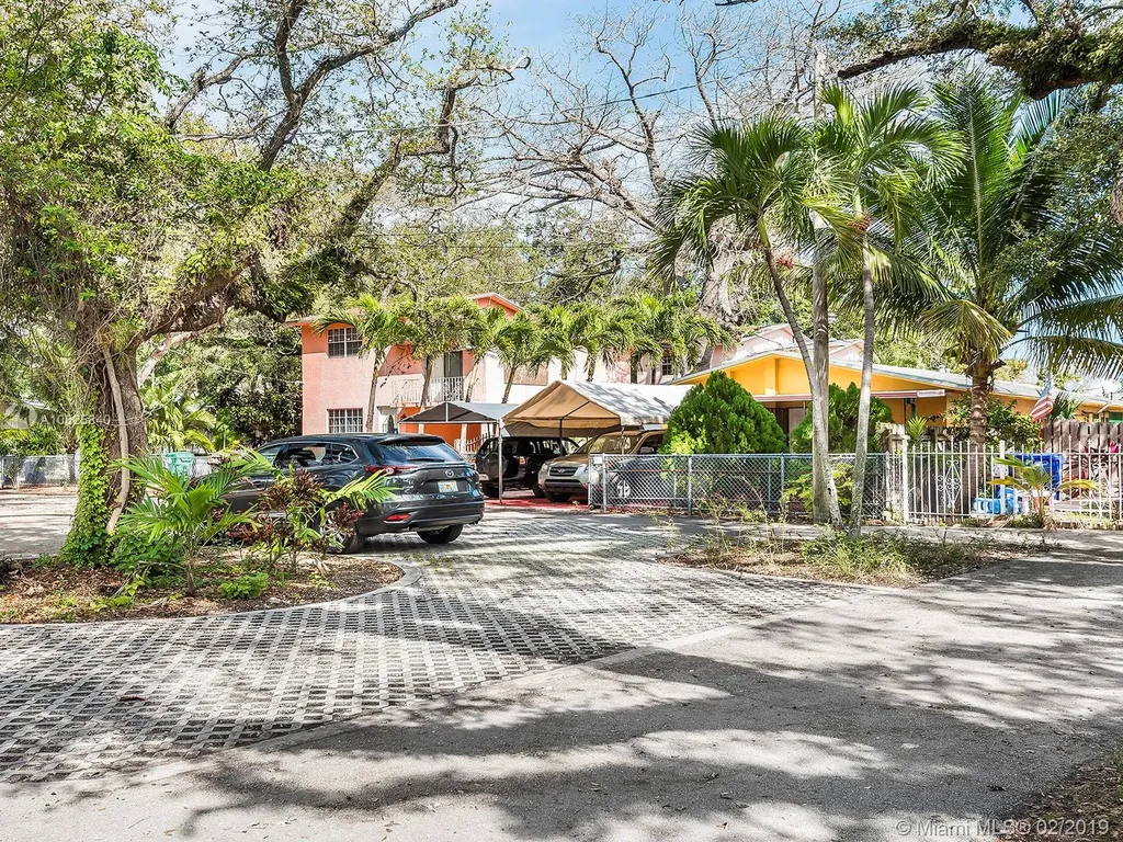 1551 NW 26th Avenue Miami FL 33125
