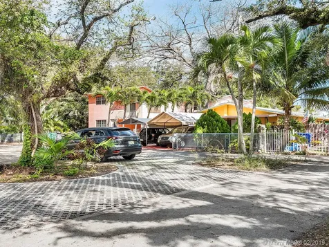 1551 NW 26th Avenue Miami FL 33125