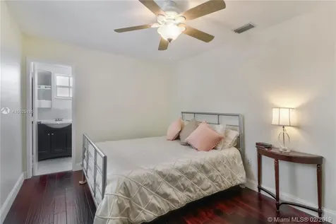 8204 SW 184th Terrace Cutler Bay FL 33157