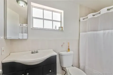 8204 SW 184th Terrace Cutler Bay FL 33157