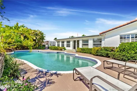 8204 SW 184th Terrace Cutler Bay FL 33157