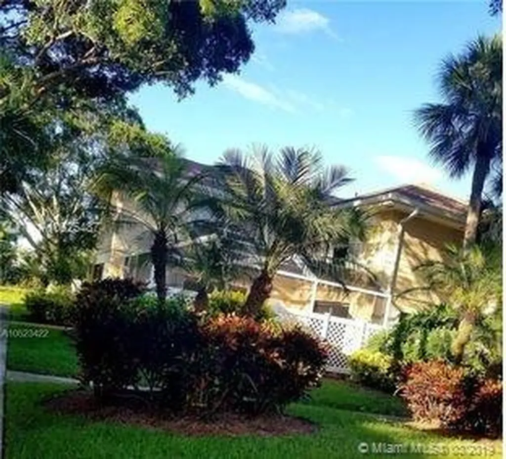 4904 Roxbury Court Boynton Beach FL 33436