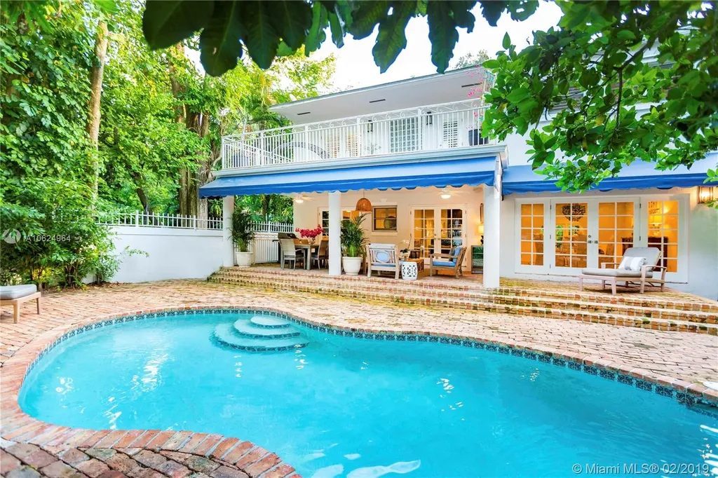 4121 Raynolds Avenue Miami FL 33133