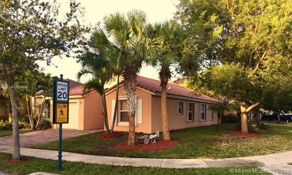 1561 SE 16th Avenue Homestead FL 33035