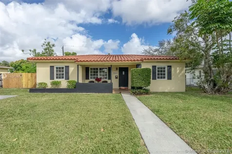 6841 SW 48th Terrace Miami FL 33155