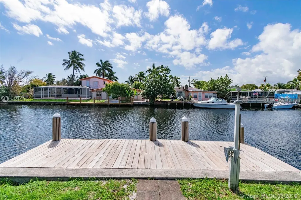 2714 Sherman Street Hollywood FL 33020