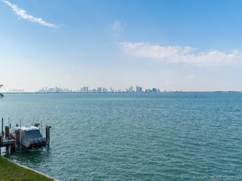 5860 N Bay Road Miami Beach FL 33140