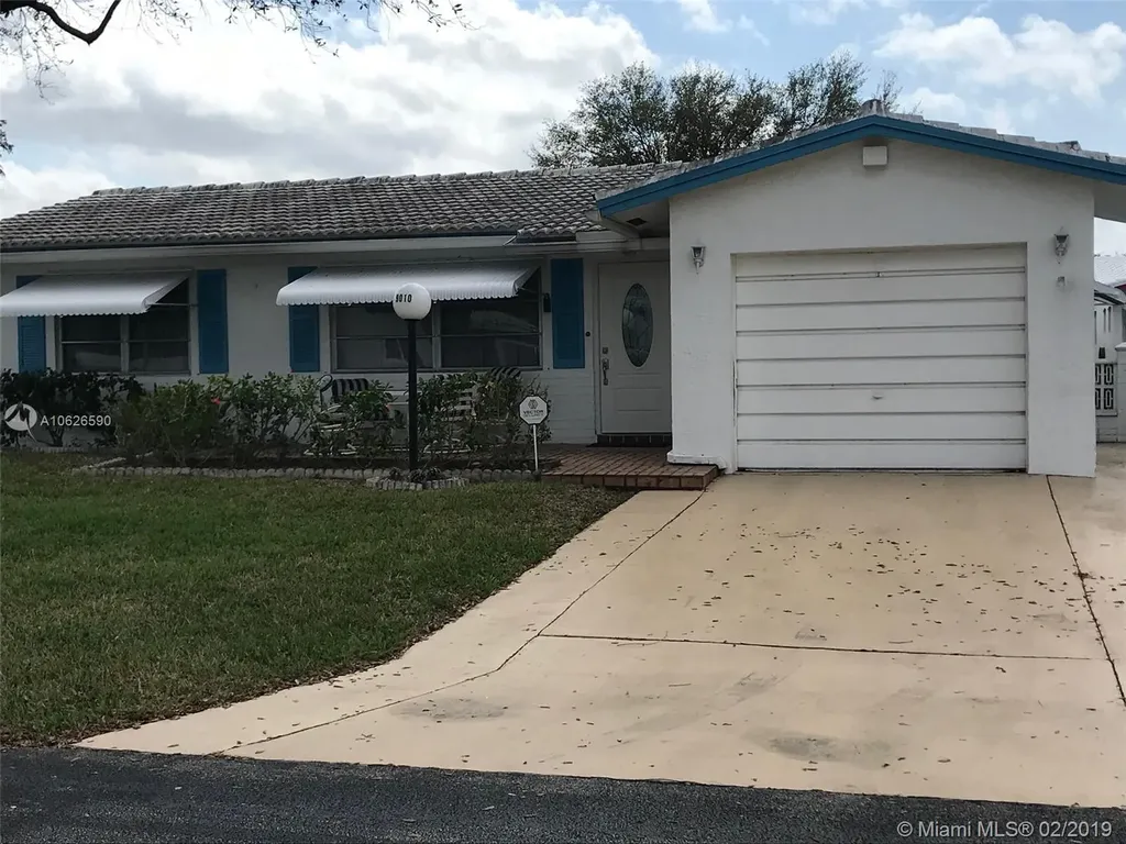 9010 NW 14th Street Plantation FL 33322