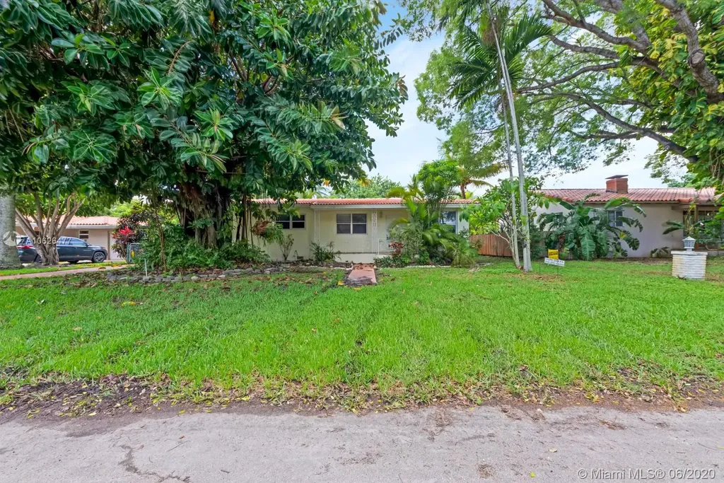10658 NE 11th Court Miami Shores FL 33138