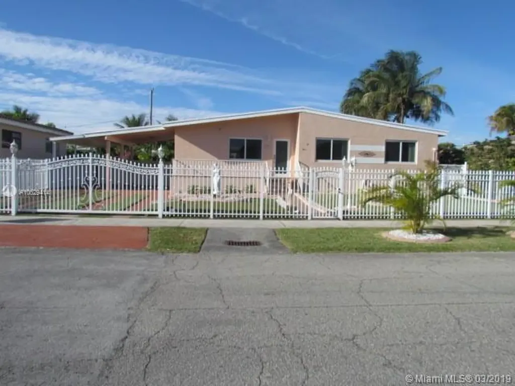 8341 SW 30th Street Miami FL 33155