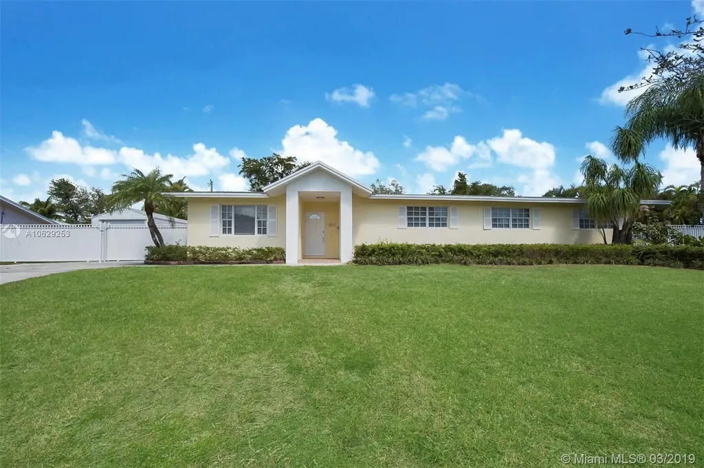 8515 SW 184th Terrace Cutler Bay FL 33157
