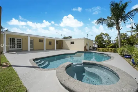 8515 SW 184th Terrace Cutler Bay FL 33157