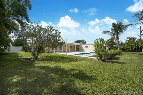 8515 SW 184th Terrace Cutler Bay FL 33157
