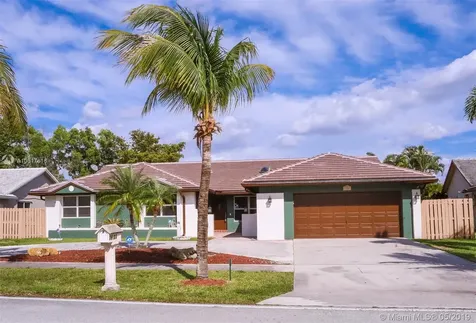 5620 Hawkes Bluff Avenue Davie FL 33331