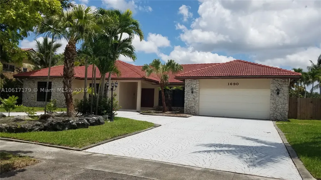1690 SW 53rd Avenue Plantation FL 33317