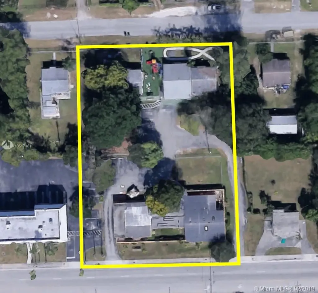 9745 SW 184th Street Palmetto Bay FL 33157