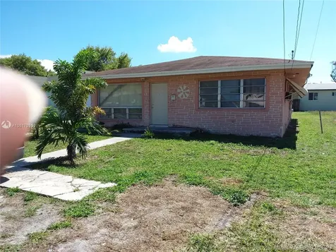 505 NW 7th Court Hallandale Beach FL 33009