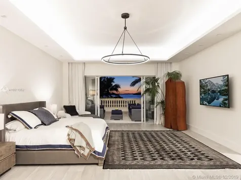 5012 Fisher Island Drive Fisher Island FL 33109