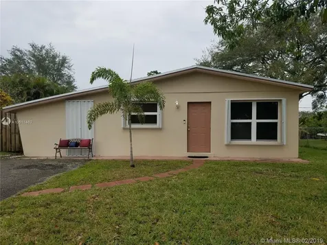 6261 SW 41st Place Davie FL 33314