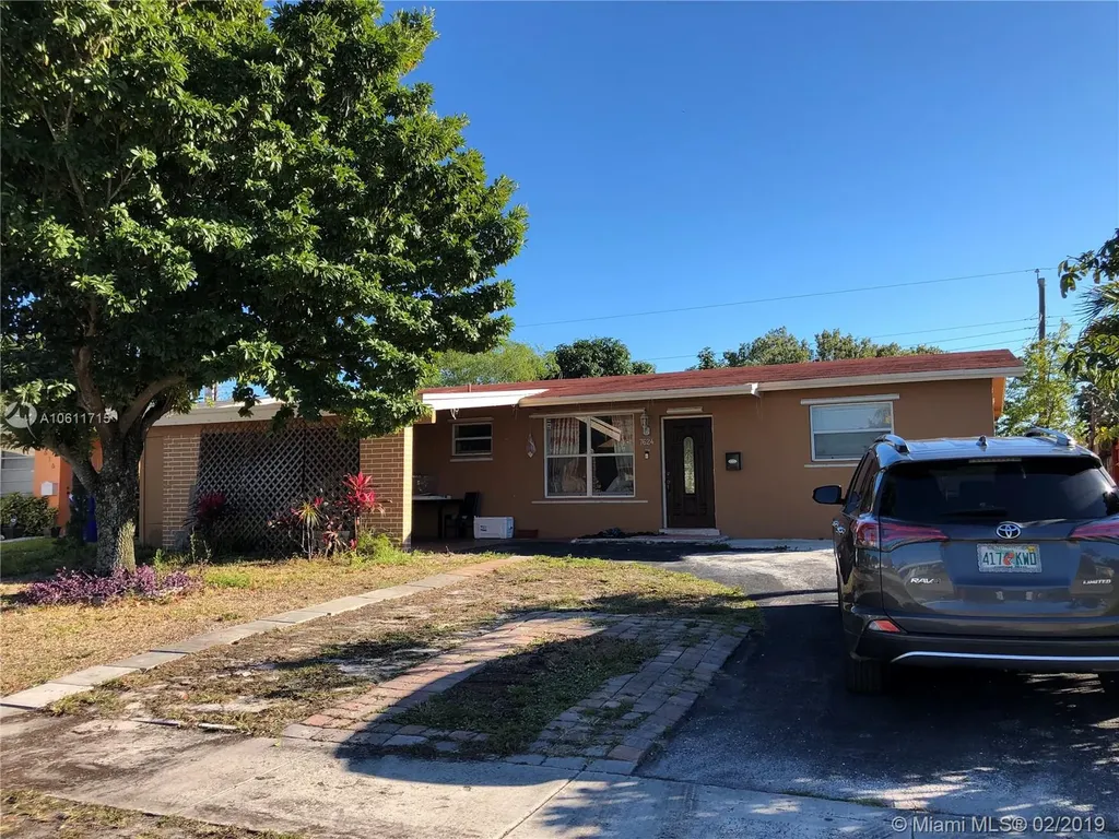 7624 Simms Street Hollywood FL 33024
