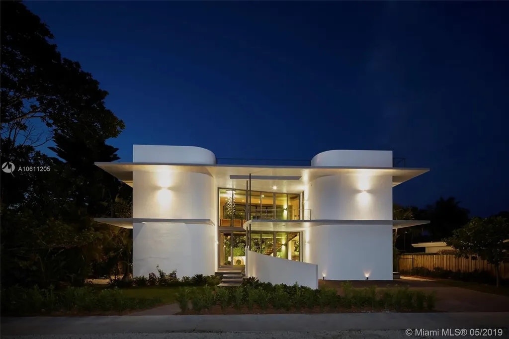 109 8th Dilido Terrace Miami Beach FL 33139
