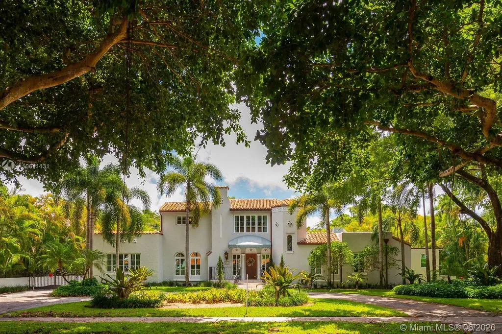 2817 Columbus Boulevard Coral Gables FL 33134