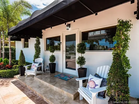 7504 Hispanola Avenue North Bay Village FL 33141