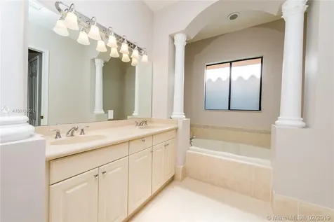 7766 SW 193 Lane Cutler Bay FL 33157