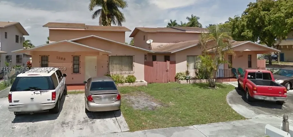 1261 W 42nd Street Hialeah FL 33012