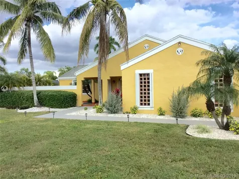 15401 SW 158th Street Miami FL 33187