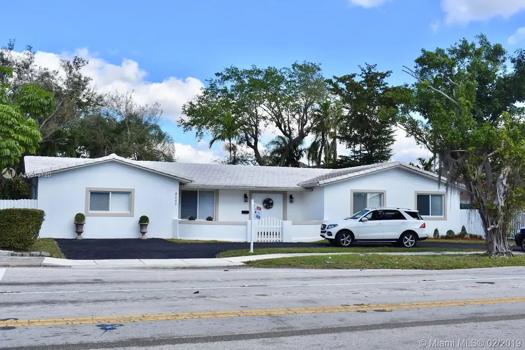 8645 SW 48th Street Miami FL 33155