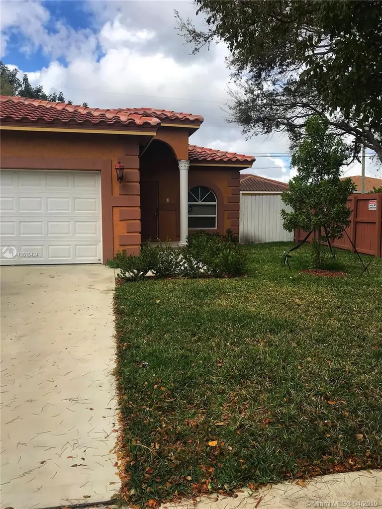 2523 NW 14th Court Fort Lauderdale FL 33311
