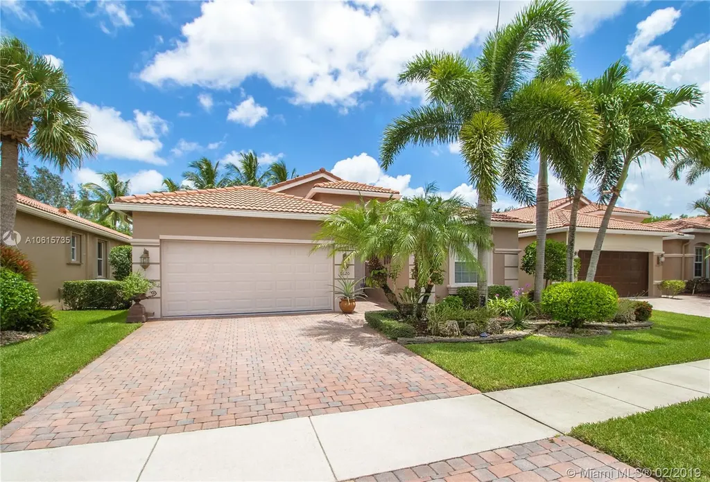 6620 Via Alfieri Lake Worth FL 33467