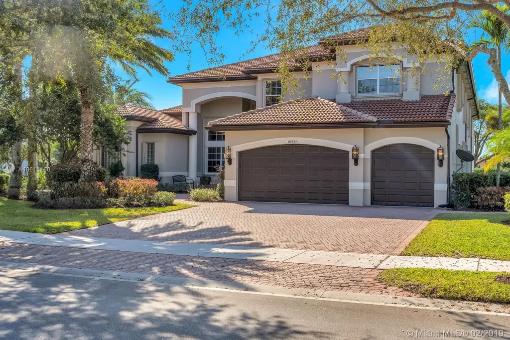 10938 Garden Ridge Court Davie FL 33328