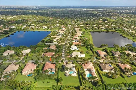 10938 Garden Ridge Court Davie FL 33328