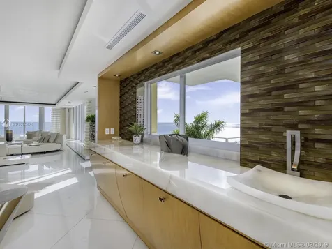 791 Crandon Boulevard Key Biscayne FL 33149