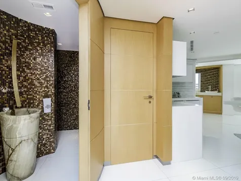 791 Crandon Boulevard Key Biscayne FL 33149
