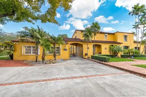 501 Deer Run Miami Springs FL 33166