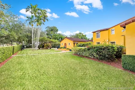 501 Deer Run Miami Springs FL 33166