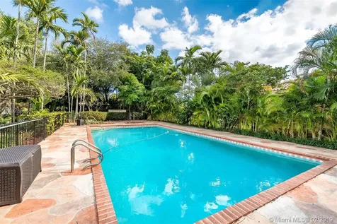 501 Deer Run Miami Springs FL 33166