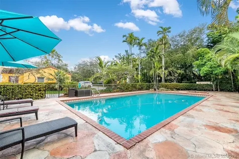 501 Deer Run Miami Springs FL 33166