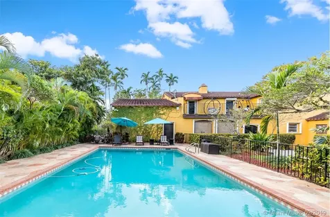 501 Deer Run Miami Springs FL 33166