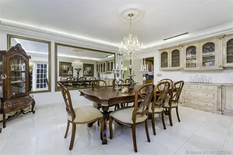 501 Deer Run Miami Springs FL 33166