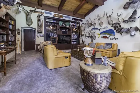 501 Deer Run Miami Springs FL 33166