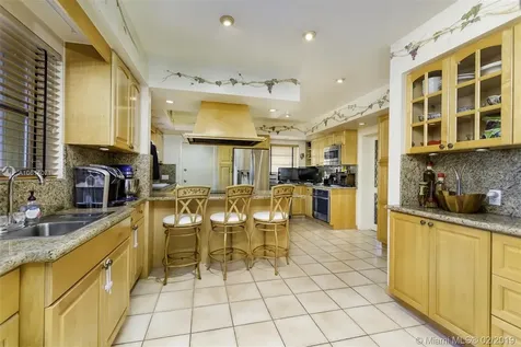 501 Deer Run Miami Springs FL 33166