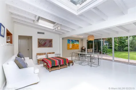 3809 Irvington Avenue Miami FL 33133