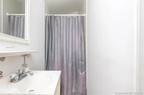 3809 Irvington Avenue Miami FL 33133