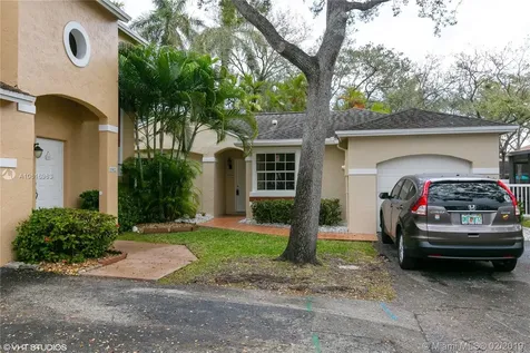 11904 NW 12th Street Pembroke Pines FL 33026